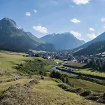 Haus Schrofenstein Bed & Breakfast