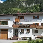 Haus Schrofenstein 3* Lech am Arlberg