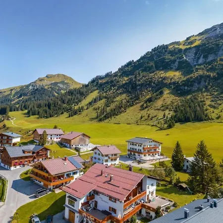 Haus Schrofenstein