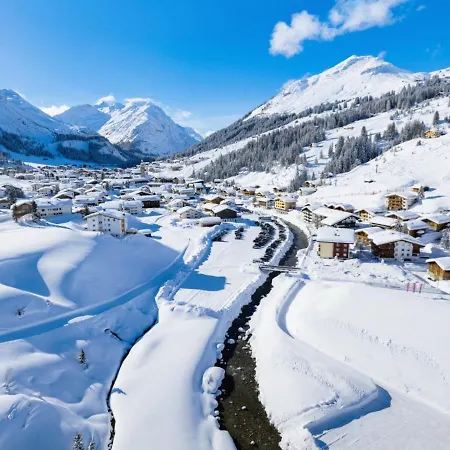 Bed & Breakfast Haus Schrofenstein