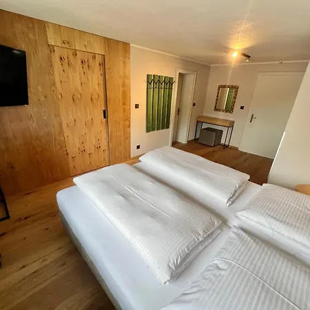 Haus Schrofenstein 레흐암 아르베르크