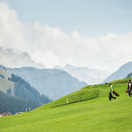 Haus Schrofenstein 3*