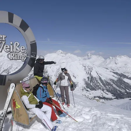 Bed & Breakfast Haus Schrofenstein 3*