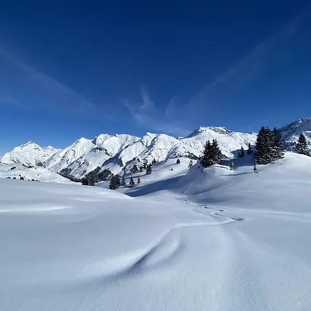 Haus Schrofenstein Bed & Breakfast Lech am Arlberg