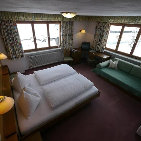 Bed and Breakfast Haus Schrofenstein