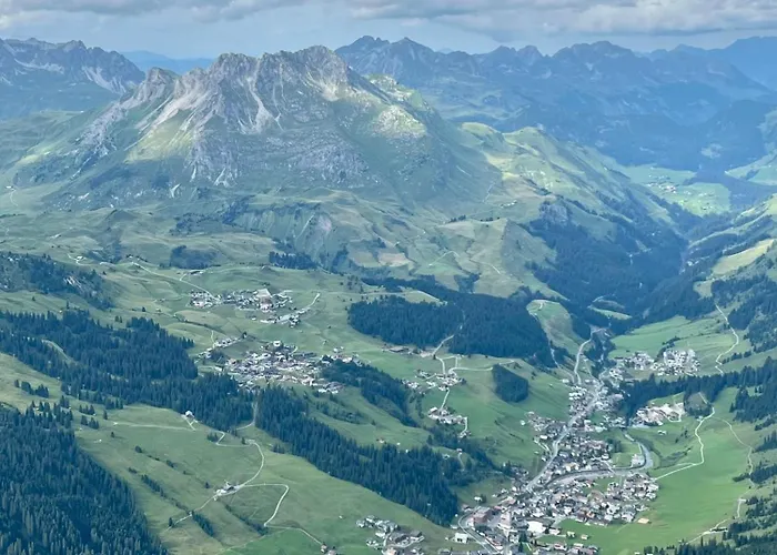 Haus Schrofenstein Nocleg ze śniadaniem 3*