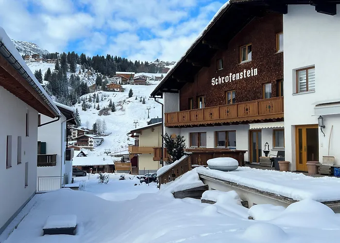 B&B Haus Schrofenstein 레흐암 아르베르크